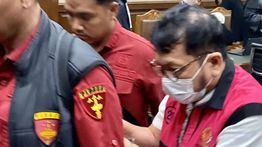 Rp915 Miliar dan 51 Kg Emas Milik Zarof Ricar Disita untuk Negara