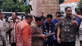 Pramono Anung Siap Sulap Pasar Baru Jadi Pusat Oleh-oleh