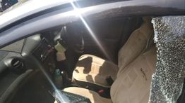 Mobil di Tol Jagorawi Dilempar Batu, Kaca Depan Pecah