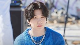 Pesan Haru Suga BTS Pasca Bebas Wamil Hari Ini