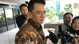 Eks Pimpinan KPK: Penjual Pecel Lele di Trotoar Bisa Kena UU Tipikor