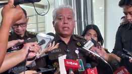 Kejagung Monitoring Keberadaan Jurist Tan, Eks Stafsus Nadiem Makarim