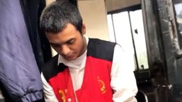 Vadel Badjideh Hadiri Sidang Pembacaan Dakwaan, Tangan Diborgol dan Tertunduk Lesu