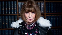 Anna Wintour Mengundurkan Diri Sebagai Pemimpin Redaksi Vogue AS Setelah 47 Tahun