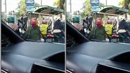 Calon Penumpang Dihantam KRL di Pasar Minggu Pagi Ini