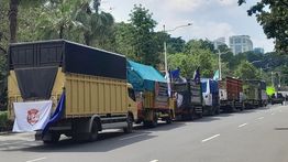 Ratusan Sopir Truk Demo, Jalan Merdeka Jakarta Pusat Macet