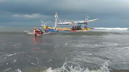 KMP Tunu Pratam Jaya Tenggelam di Selat Bali, 38 Penumpang Masih Dalam Pencarian