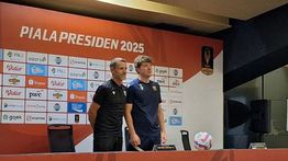 Oxford United Targetkan Juara di Piala Presiden 2025