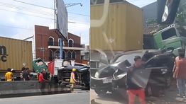 Truk Kontainer Tabrak Mobil sampai Ringsek di Terminal Bawen Arah Salatiga