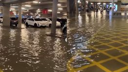Alam Sutera Dikepung Banjir, IKEA Sampai Tergenang Air
