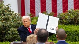 Trump Berlakukan Tarif 30 Persen untuk Uni Eropa dan Meksiko