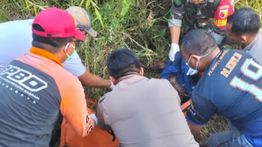 Nggak Dengar Kereta Lewat, Kakek di Gresik Tewas Tertabrak