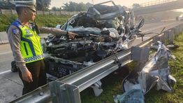 3 Korban Tewas Dievakuasi Polres Batang Akibat Kecelakaan di Tol Batang-Semarang