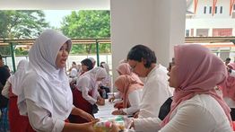 Siswa Sekolah Rakyat Handayani Antusias Terima Perlengkapan Mandi saat MPLS