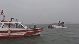 Kapal Wisata di Vietnam Terbalik, 37 Orang Tewas