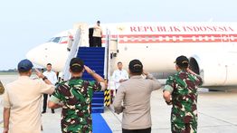 Prabowo Tiba di Solo Hadiri Penutupan Kongres PSI, Disambut Gibran