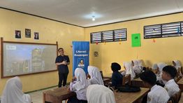 Mendukung Bantuan Fasilitas Pendidikan untuk Daerah Pelosok Indonesia