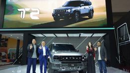 JETOUR T2 Versi Setir Kanan Pertama di Dunia Debut di GIIAS 2025