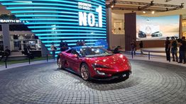 DENZA Debut di GIIAS 2025, Siap Perluas Pasar Mobil Listrik Premium di Indonesia