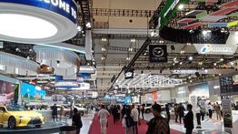 Tips Nyaman Berkunjung ke GIIAS 2025 di Akhir Pekan