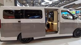 Wuling Mitra EV Pamerkan Kemewahan VIP Cabin di GIIAS 2025