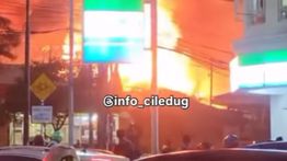 VIDEO: Taman Puring Kebakaran Hebat, Pedagang dan Warga Panik