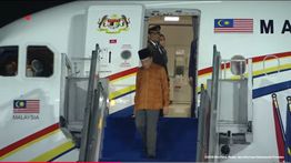 PM Malaysia Anwar Ibrahim Tiba di Jakarta untuk Bertemu dengan Prabowo