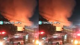 Minimarket di Cirendeu Terbakar Hebat Pagi Ini