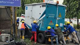 Gardu Terbakar di Kembangan, PLN dan Damkar Bergerak Cepat Pulihkan Listrik