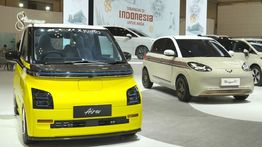 Mobil Listrik Wuling Hasil Personalisasi Konsumen Meriahkan Booth Wuling di GIIAS 2025