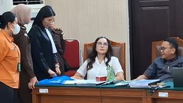 Nikita Mirzani Ngamuk Tolak Pulang ke Rutan Pondok Bambu Jika Rekaman Reza Gladys Tak Diputar