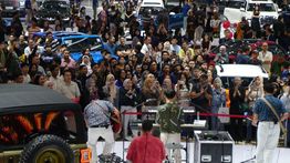Catat! Weekend Seru Bareng Artis di Booth Peserta GIIAS 2025