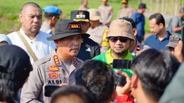 Potret Kapolresta Bandung Efektifkan Lahan Baku Sawah Tidur Menjadi Lahan Jagung