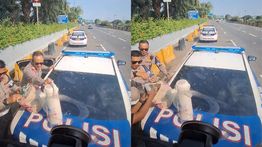 Deg-degan Dikira Mau Ditilang, Sopir Truk Ini Malah Dapat Kopi dari Polantas