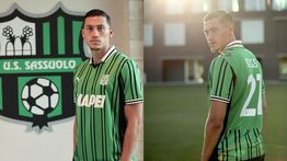 Jay Idzes Pamer Kostum Sassuolo Bernomor Punggung 21