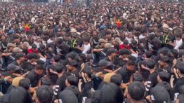 Pria Diduga Copet Babak Belur Dihajar Penonton Konser di Bandung