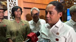 Menhut Raja Juli: SOP Pendakian Baru Gunung Rinjani Akan Jadi Contoh untuk Semua Taman Nasional