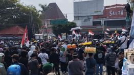 Fakta Memilukan Polisi Alami Luka-luka Saat Amankan Demo Bupati Sudewo
