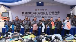 Bea Cukai dan TNI AL Gagalkan Penyelundupan Ballpress Rp1,5 Miliar di Pelabuhan Tanjung Priok