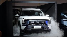 Mitsubishi Motors Raup Lebih dari 4.000 SPK di GIIAS 2025