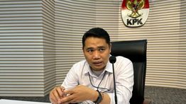 KPK Geledah Ruang Dirjen Keslan Terkait Proyek RSUD Kolaka Timur