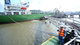 Kado HUT ke-80 RI, Pertamina Hadirkan Bahan Bakar Pesawat dari Minyak Jelantah