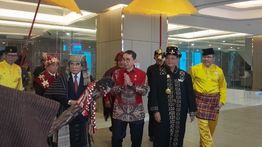 Fadli Zon Hadiri HUT ke-7 Batak Center di NT Tower