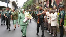 Momen KSAD Lepas Jenderal TNI Tandyo Budi Revita Jadi Wakil Panglima