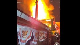 Rumah di Depan Kelurahan Semanan Jakbar Kebakaran
