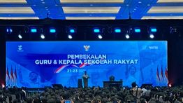 Di Hadapan Guru Sekolah Rakyat, Prabowo: Bina Anak Didikmu, Didik Mereka dengan Baik!