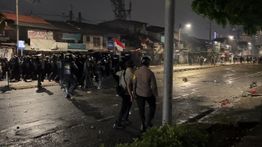 Polisi Akhirnya Berhasil Sapu Bersih Perusuh di Pejompongan