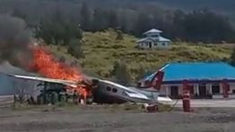 KNKT Selidiki Kasus Pesawat Amole Air Terbakar di Bandara Aminggaru Ilaga