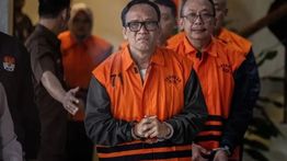 KPK Geledah Rumah Immanuel Ebenezer di Pancoran, Sita Alphard