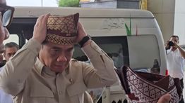 Wamen Desa PDT Ahmad Riza Patria Tiba di Pekanbaru, Kenang Warisan Sultan Syarif Kasim II